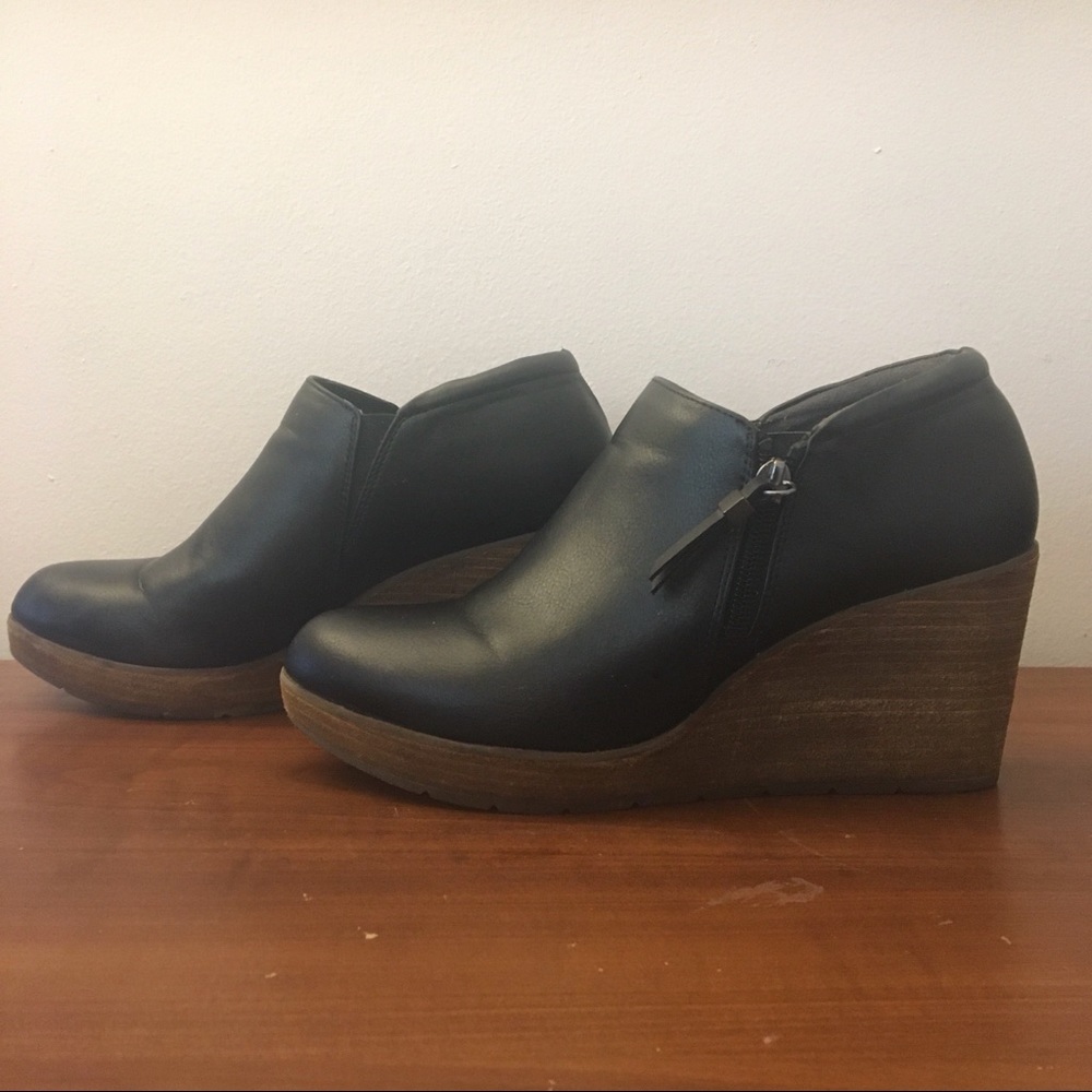 Dr. Scholl’s  Be Energized Ankle Boots